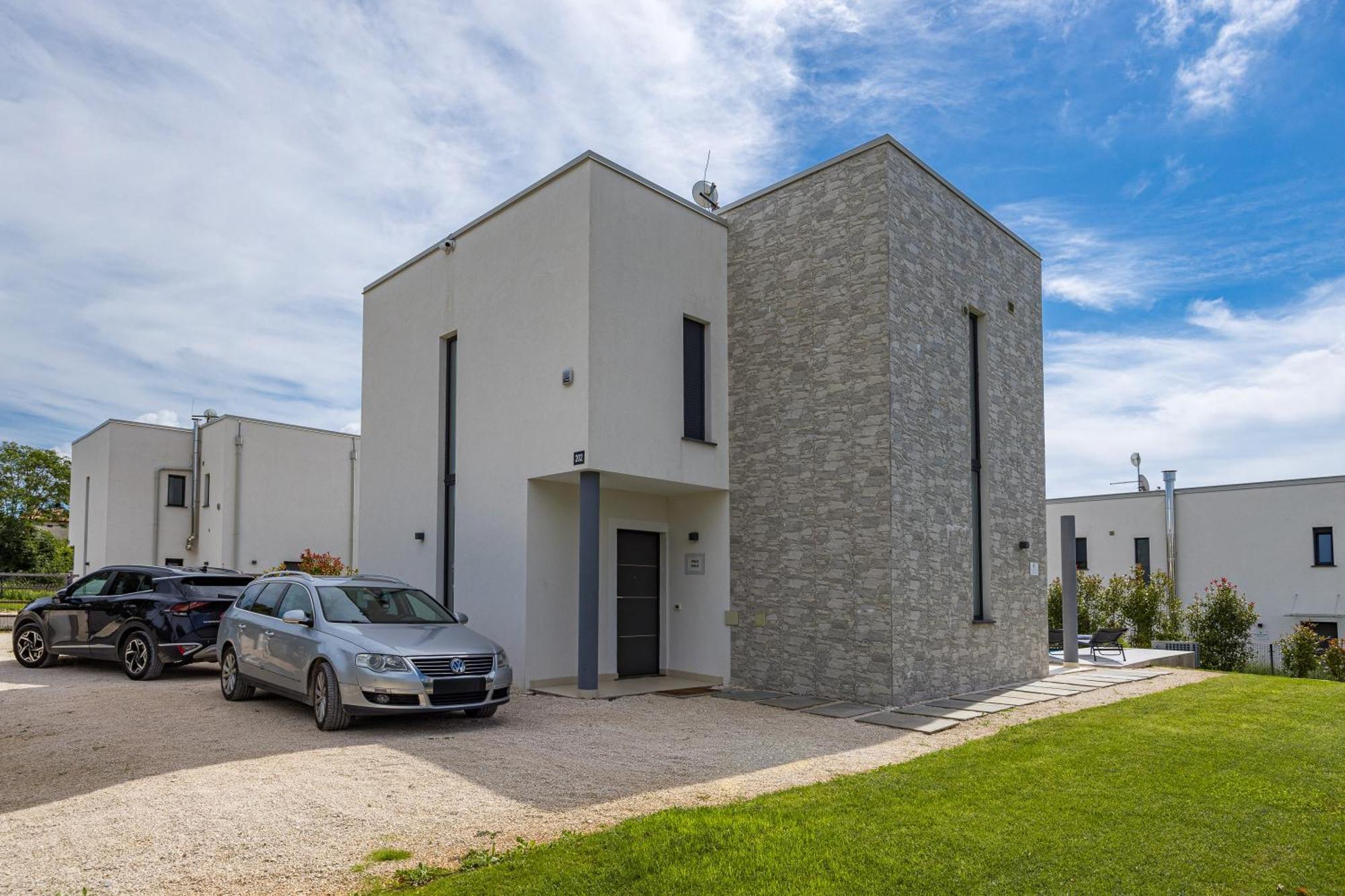 Villa Kalu 1 Krnica Exterior foto